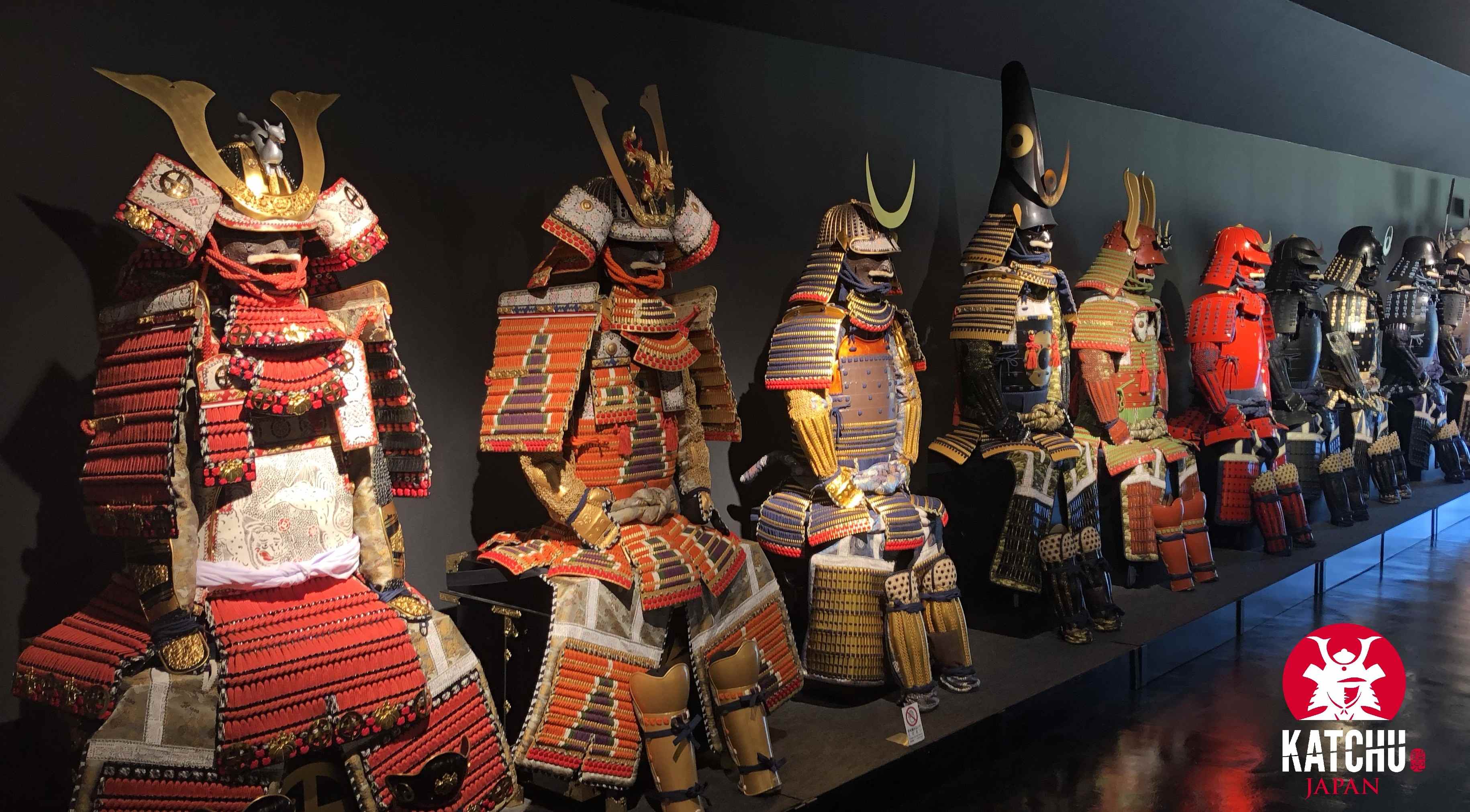 日本の武士の鎧ミニチュアディスプレイ 日本の武士の鎧ミニチュアディスプレイ Amazon.co.jp: レトロな